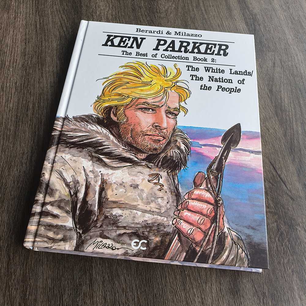 Serviços de impressão de publicação em brochura e impressão de quadrinhos